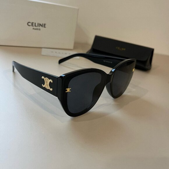 Celine Triomphe Women's Black Sunglasses - Picture 1 of 6